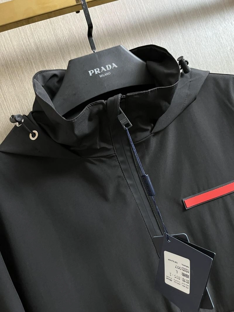 Prada Outwear Functional 170974
