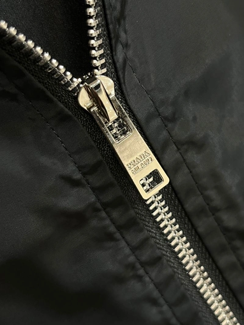 Prada Outwear Thermal 171038