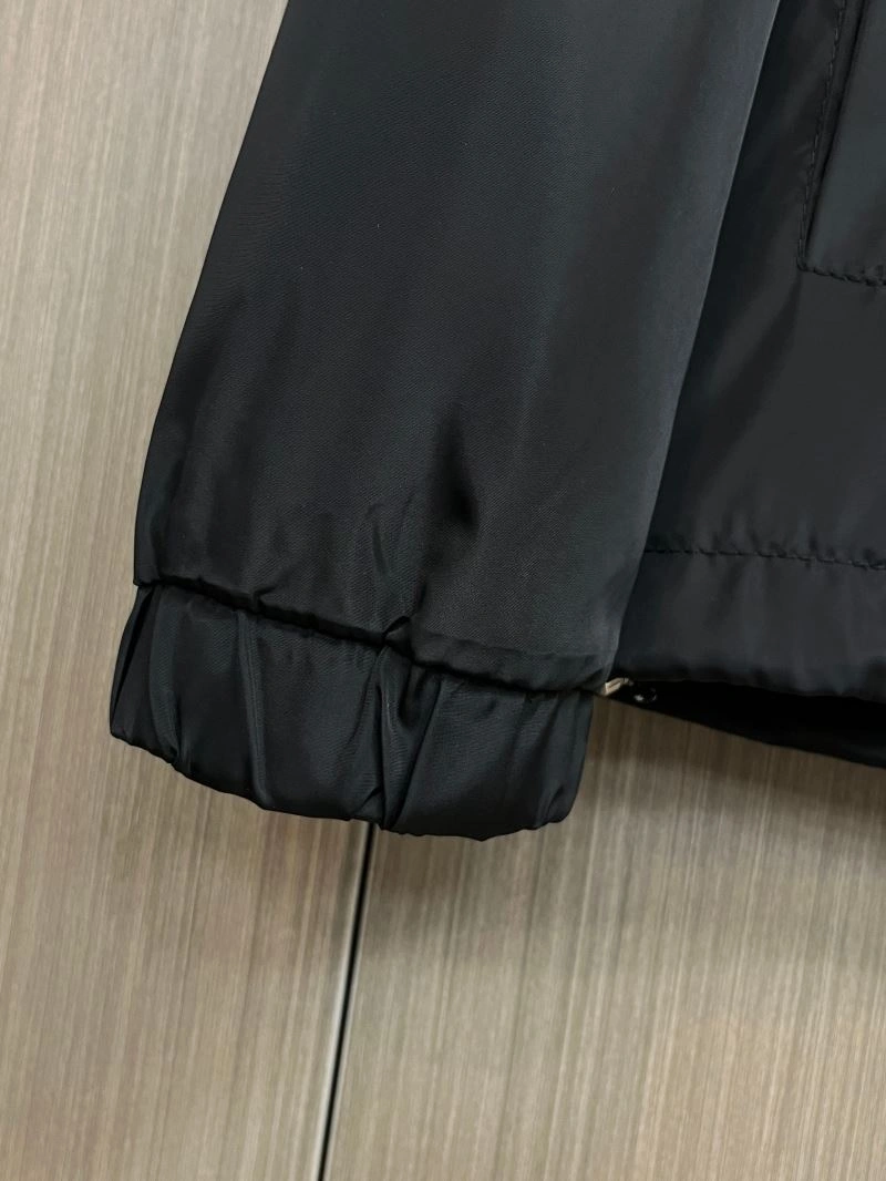 Prada Outwear Thermal 171038