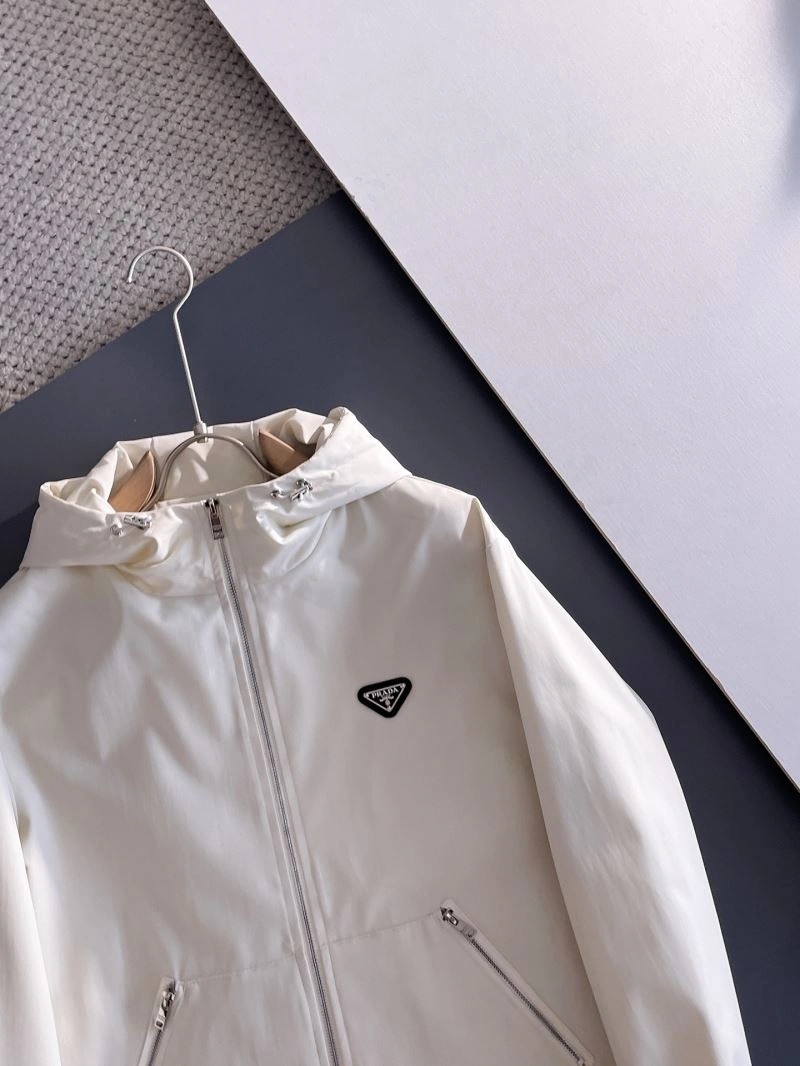 Premium Prada Outwear 170975
