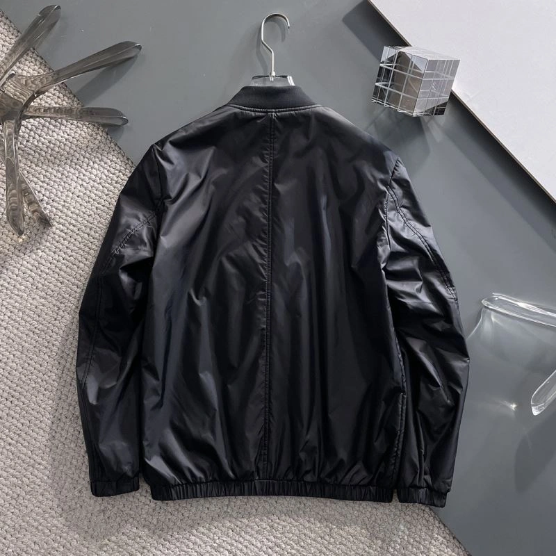 Effortless Prada Outwear 170973