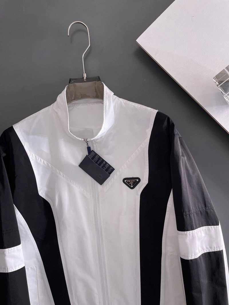 Youthful Prada Outwear 170989