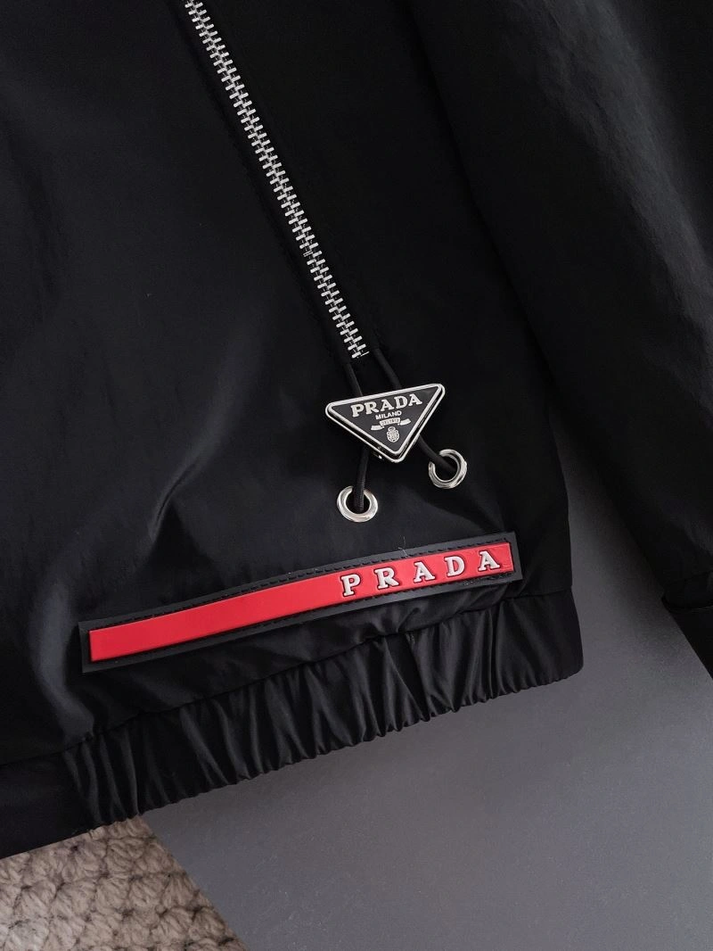 Prada Outwear UrbanStyle 170993