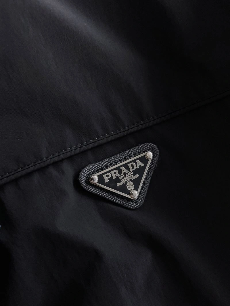 Prada Outwear UrbanStyle 170993