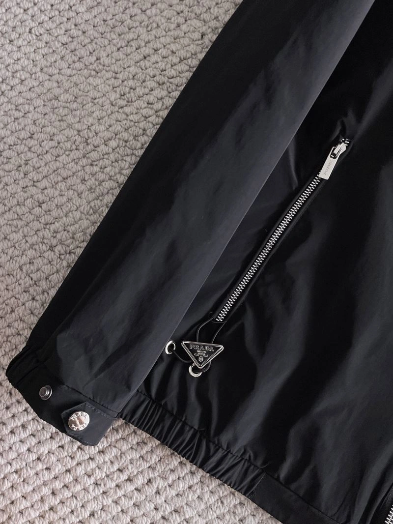 Prada Outwear UrbanStyle 170993