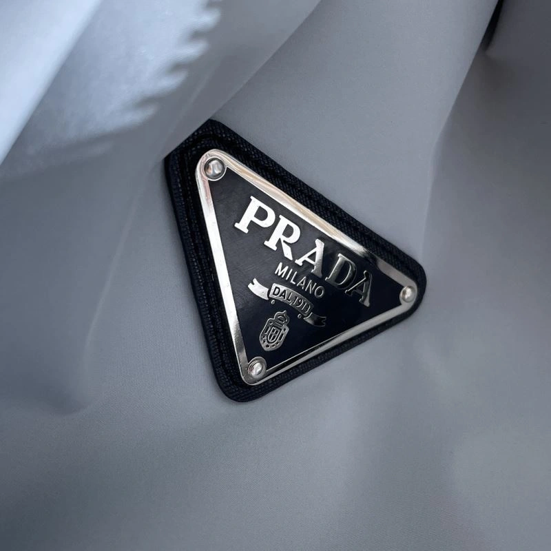 Prada Outwear Snug 170991