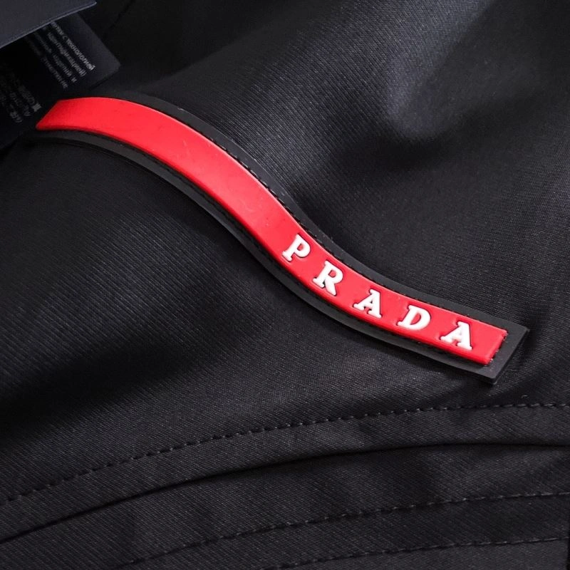 Vibrant Prada Outwear 170988