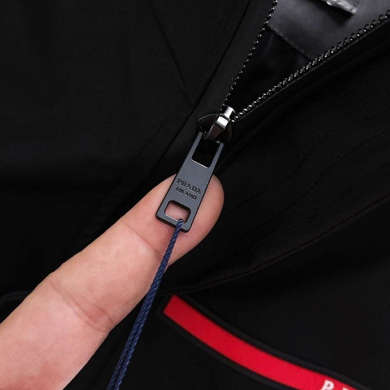 Vibrant Prada Outwear 170988