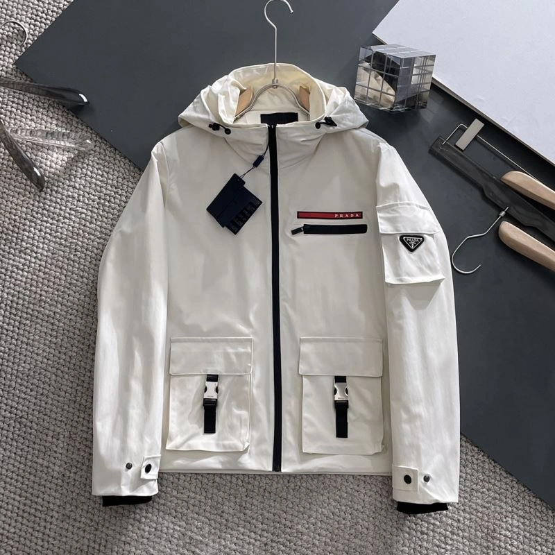 Resilient Prada Outwear 171074