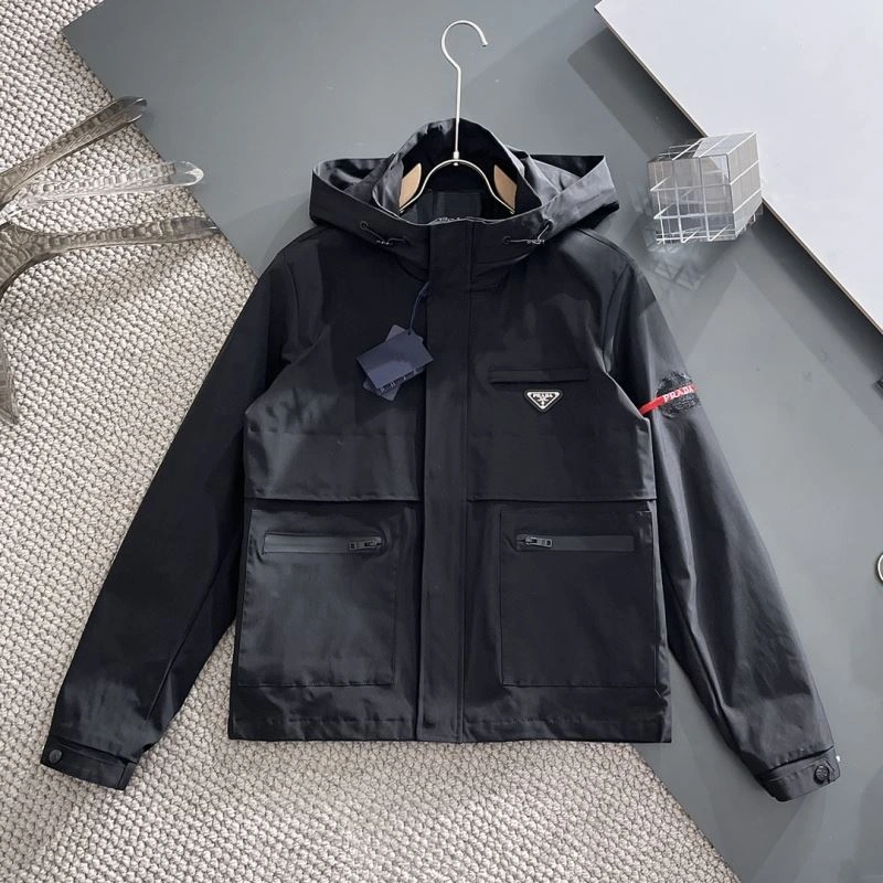 Prada Outwear ComfortFit 171000