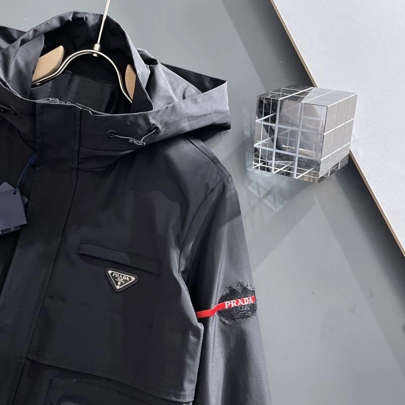 Prada Outwear ComfortFit 171000