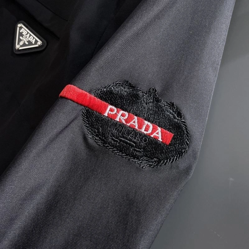 Prada Outwear ComfortFit 171000