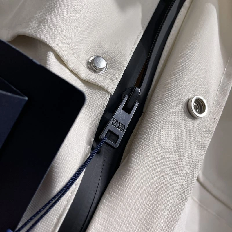 OnTrend Prada Outwear 170967