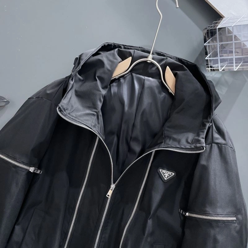 HighPerformance Prada Outwear 170996
