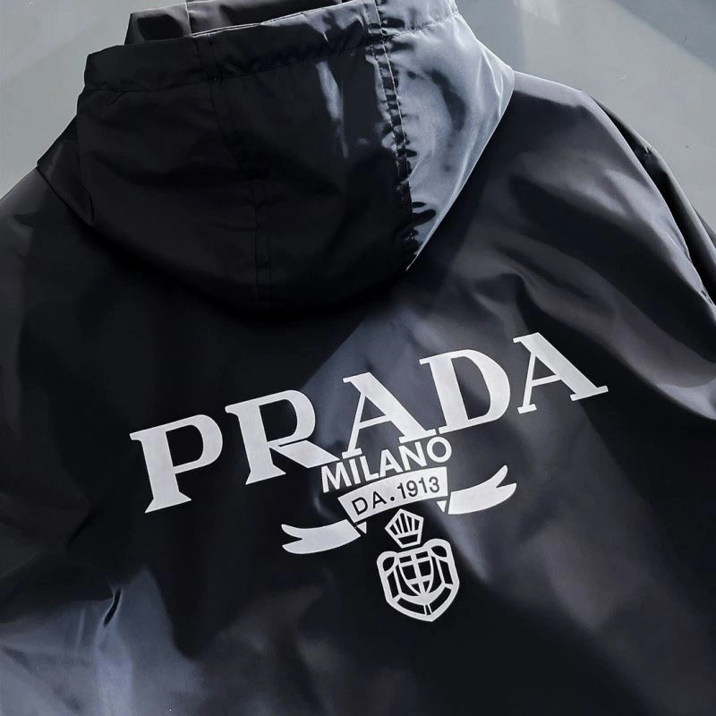 Prada Outwear Compact 170960