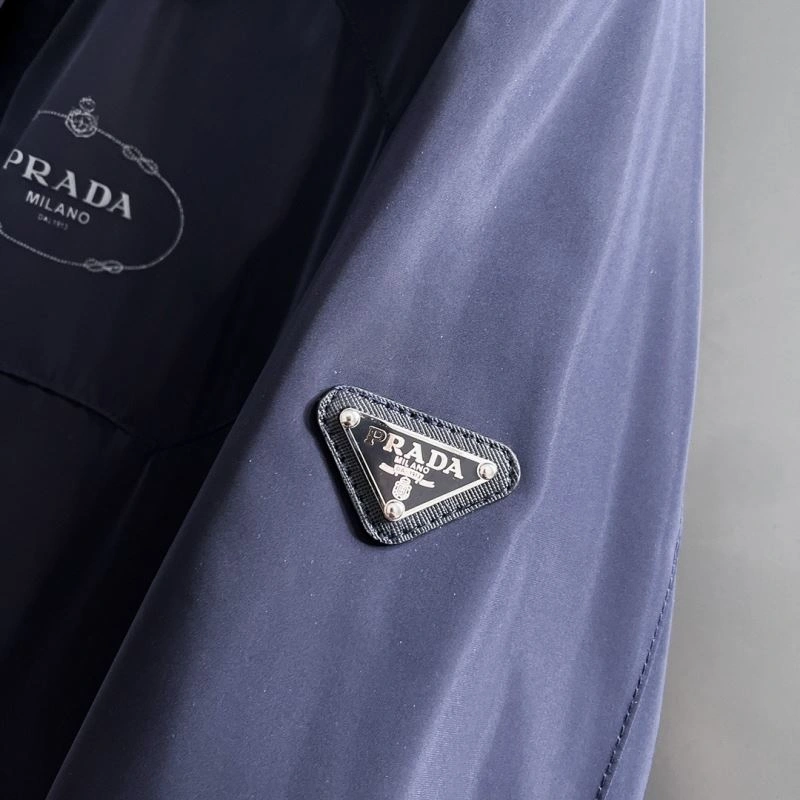 Prada Outwear ComfortFit 170957