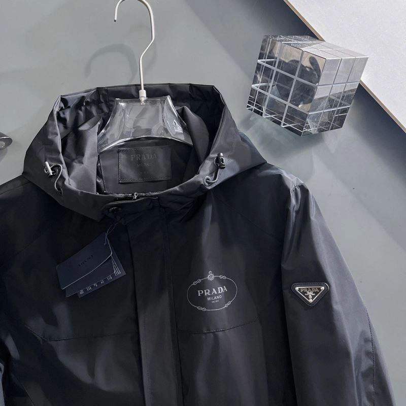 Prada Outwear UrbanStyle 170956