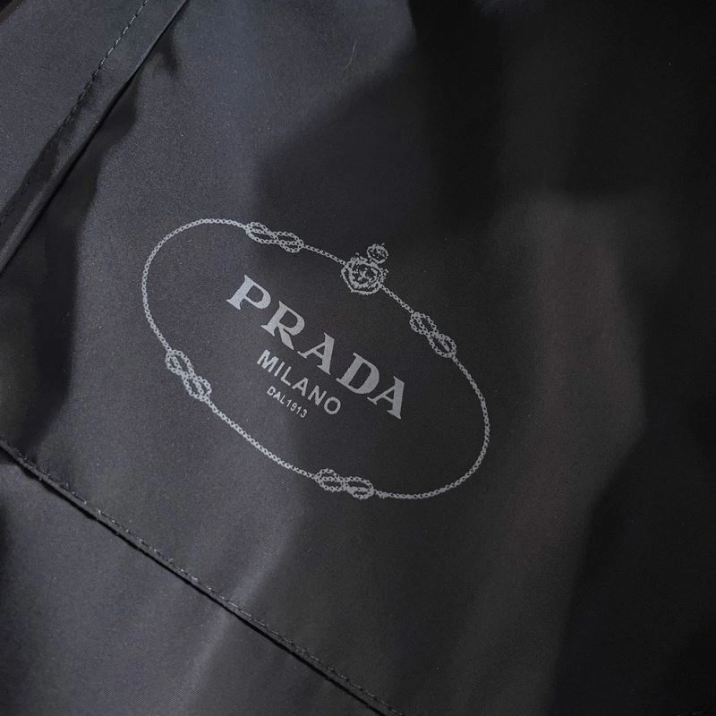 Prada Outwear UrbanStyle 170956