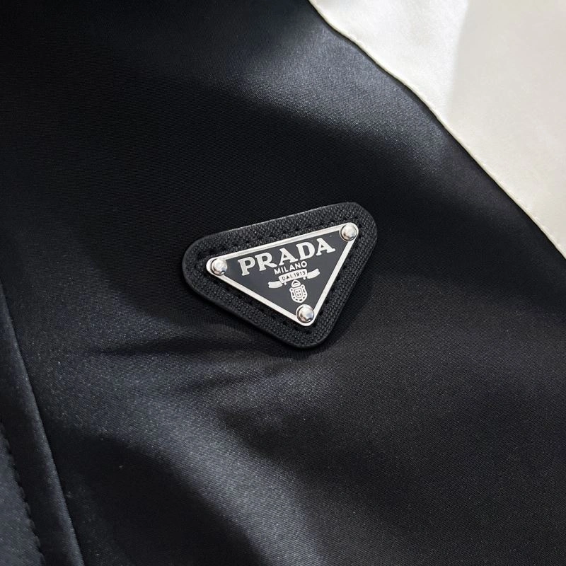 Prada Outwear MultiPurpose 170958