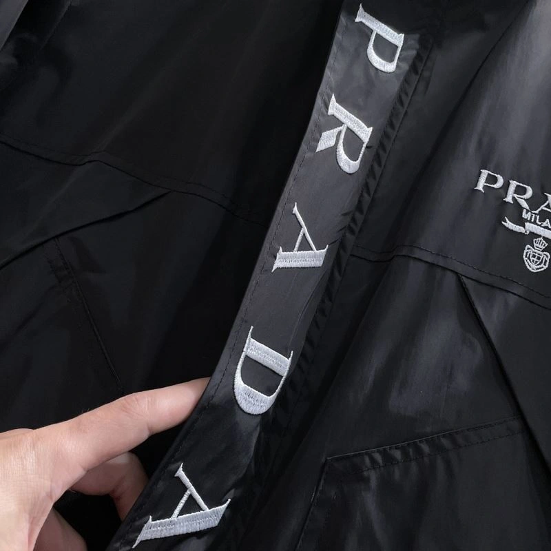 Prada Outwear Elegant 170954