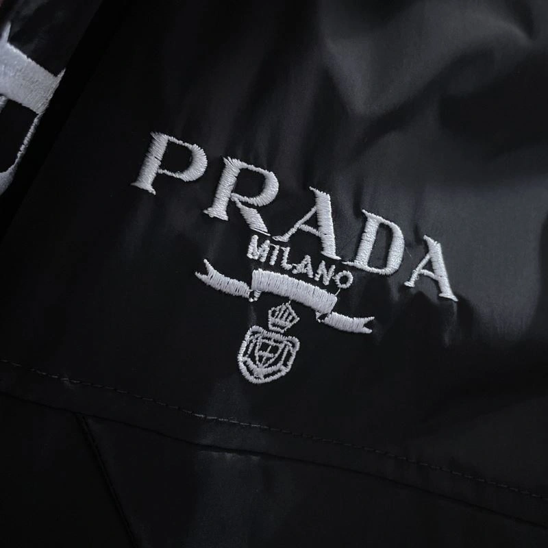 Prada Outwear Elegant 170954