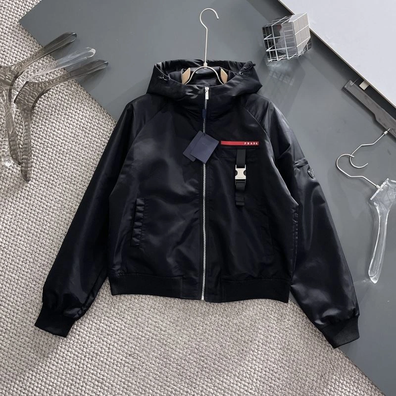 Casual Prada Outwear 171010