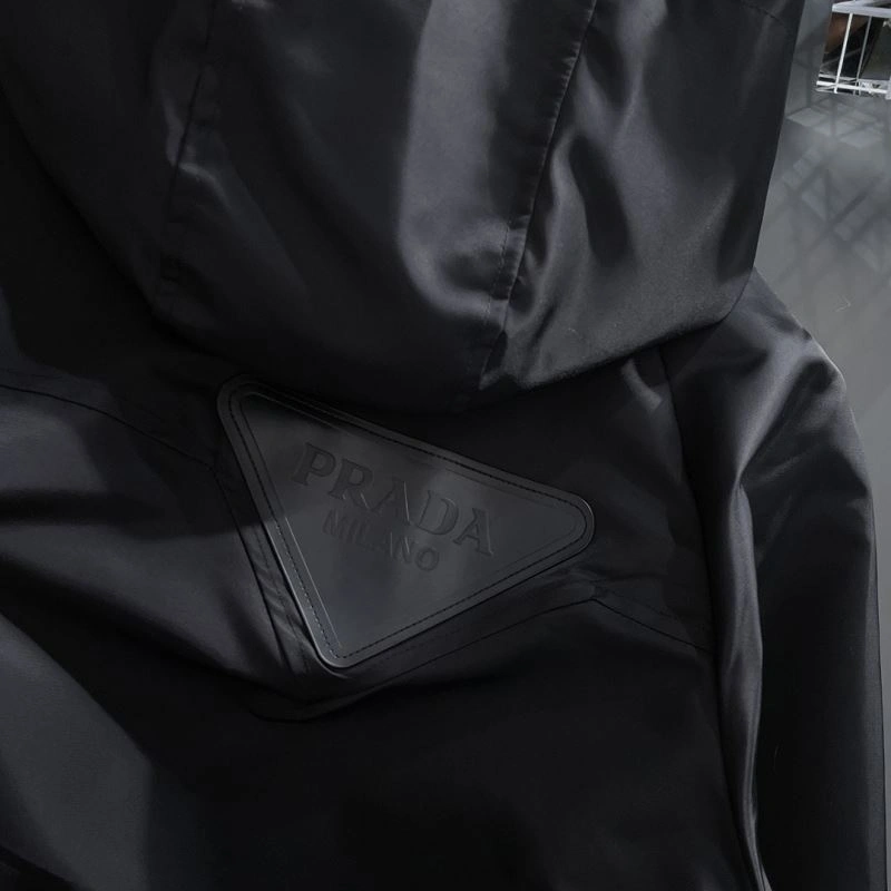 Casual Prada Outwear 171010
