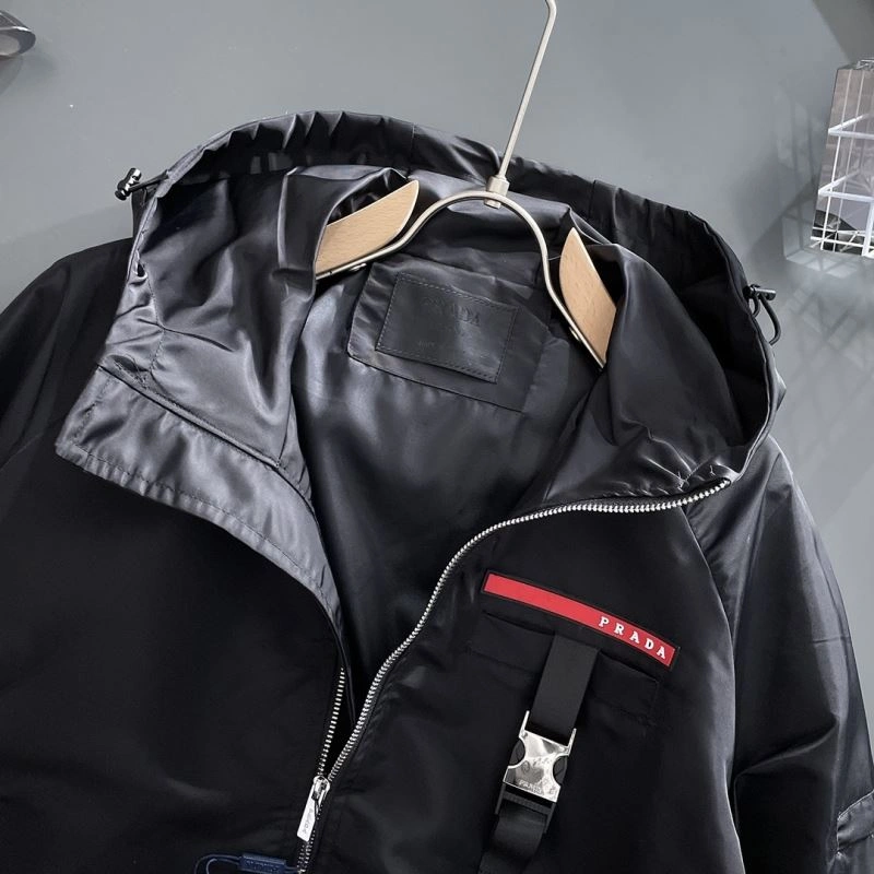 Casual Prada Outwear 171010
