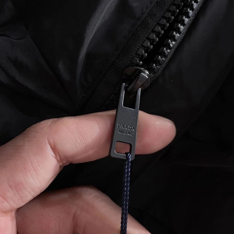 Prada Outwear FreshLook 170943