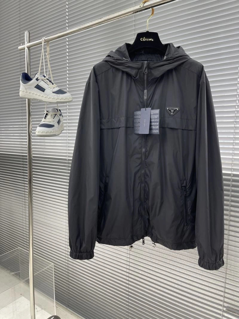 Breathable Prada Outwear 170928