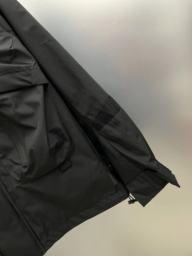 Prada Outwear Original 170919
