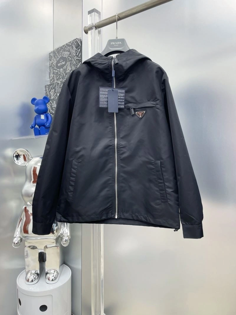 Prada Outwear Practical 170906