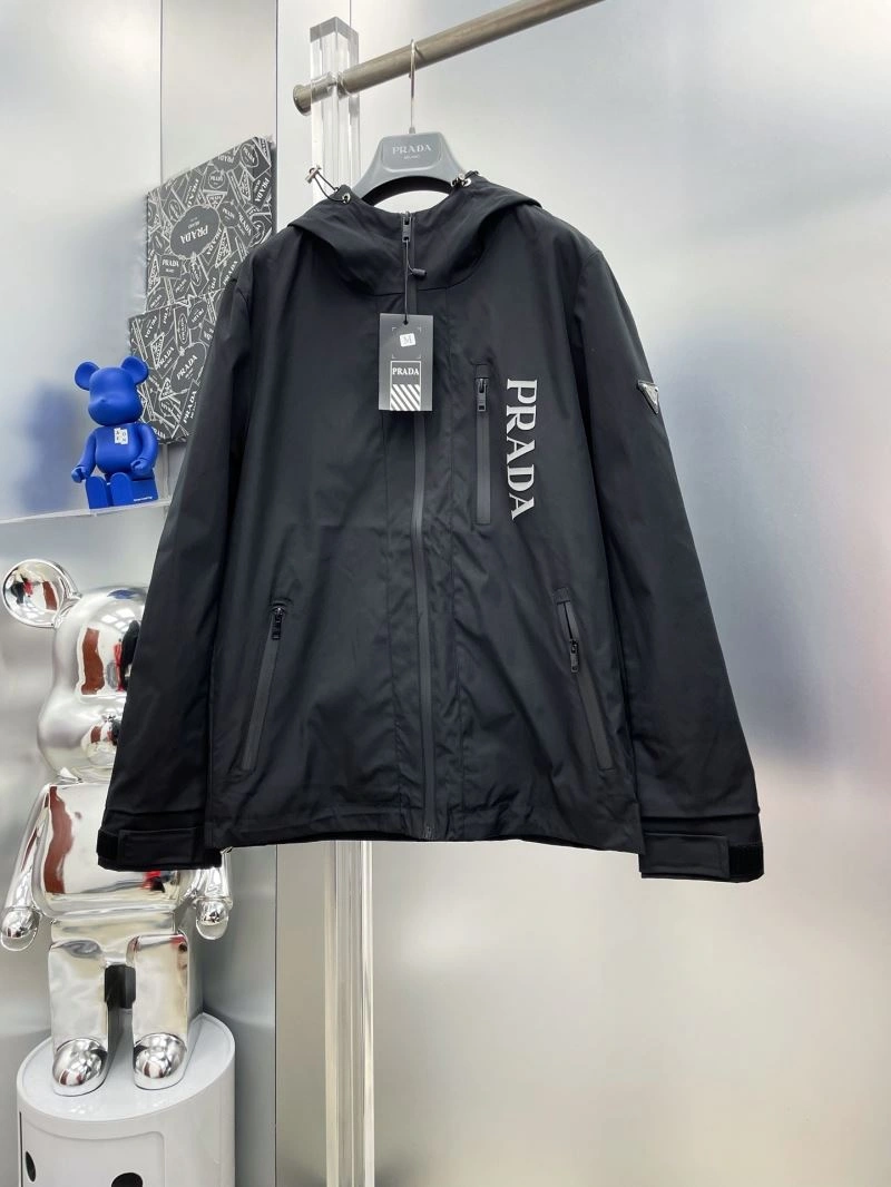 Prada Outwear GoAnywhere 170936