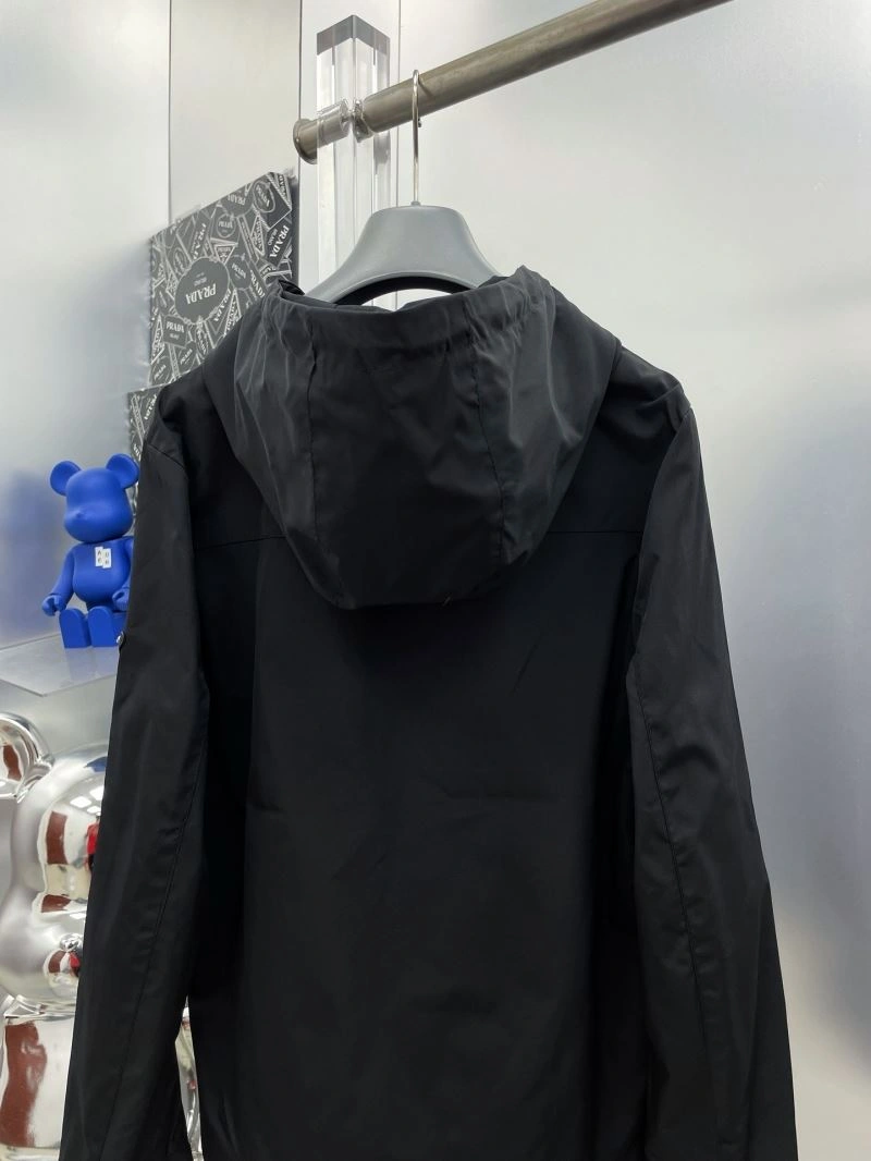 Prada Outwear GoAnywhere 170936
