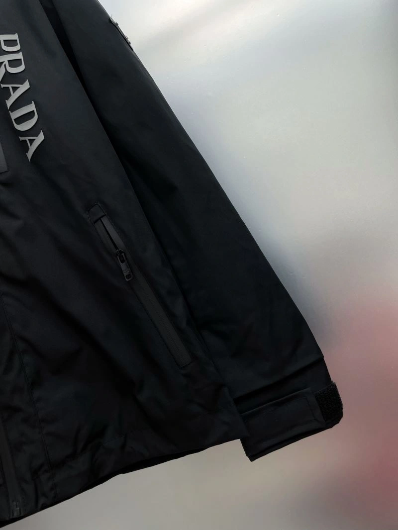 Prada Outwear GoAnywhere 170936