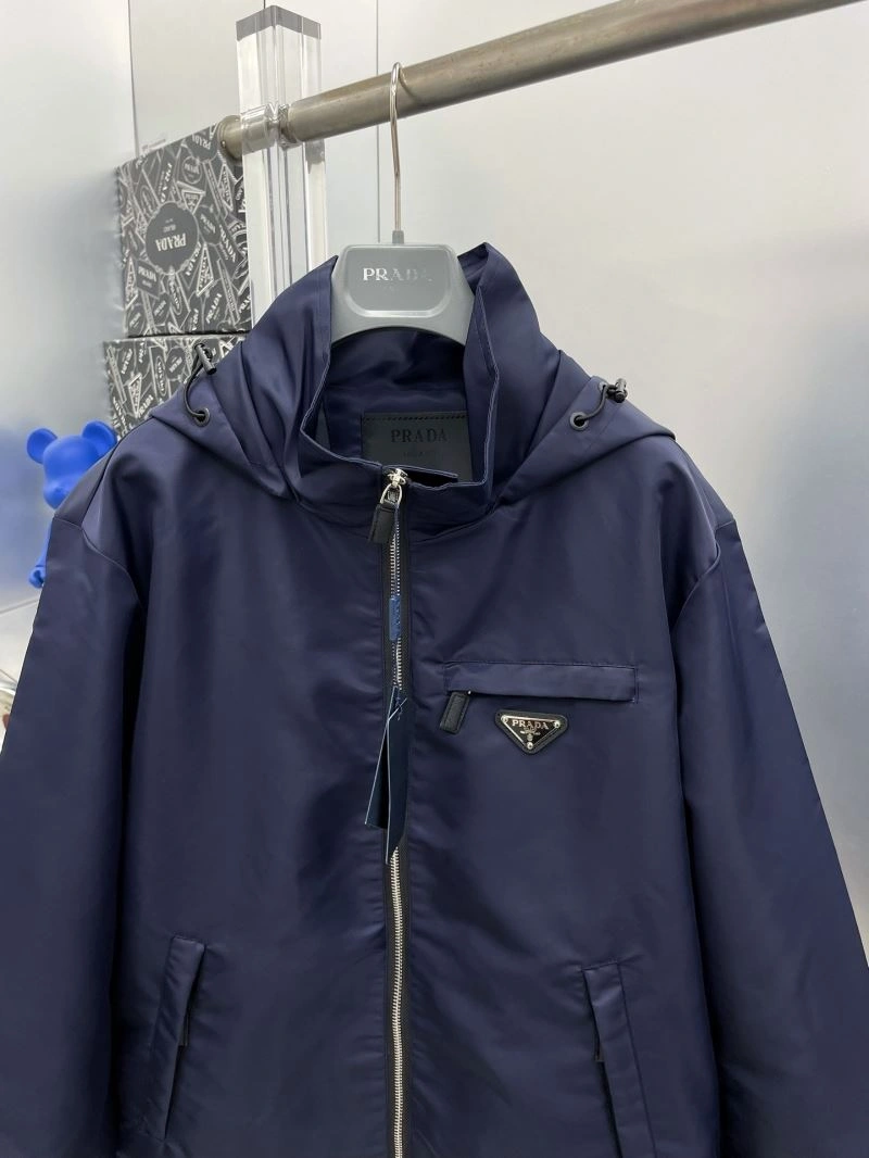 Prada Outwear UrbanChic 170900