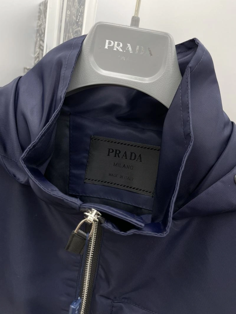 Prada Outwear UrbanChic 170900