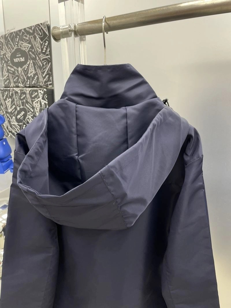 Prada Outwear UrbanChic 170900