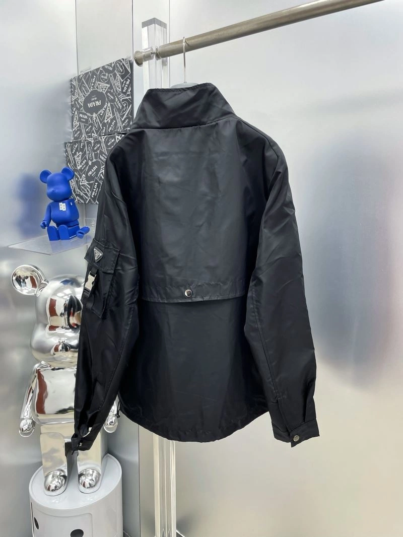 Minimalist Prada Outwear 170881
