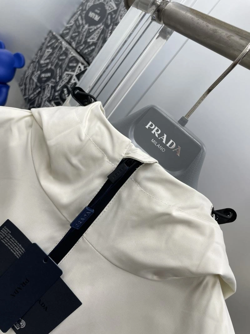 Prada Outwear ModernLook 170882