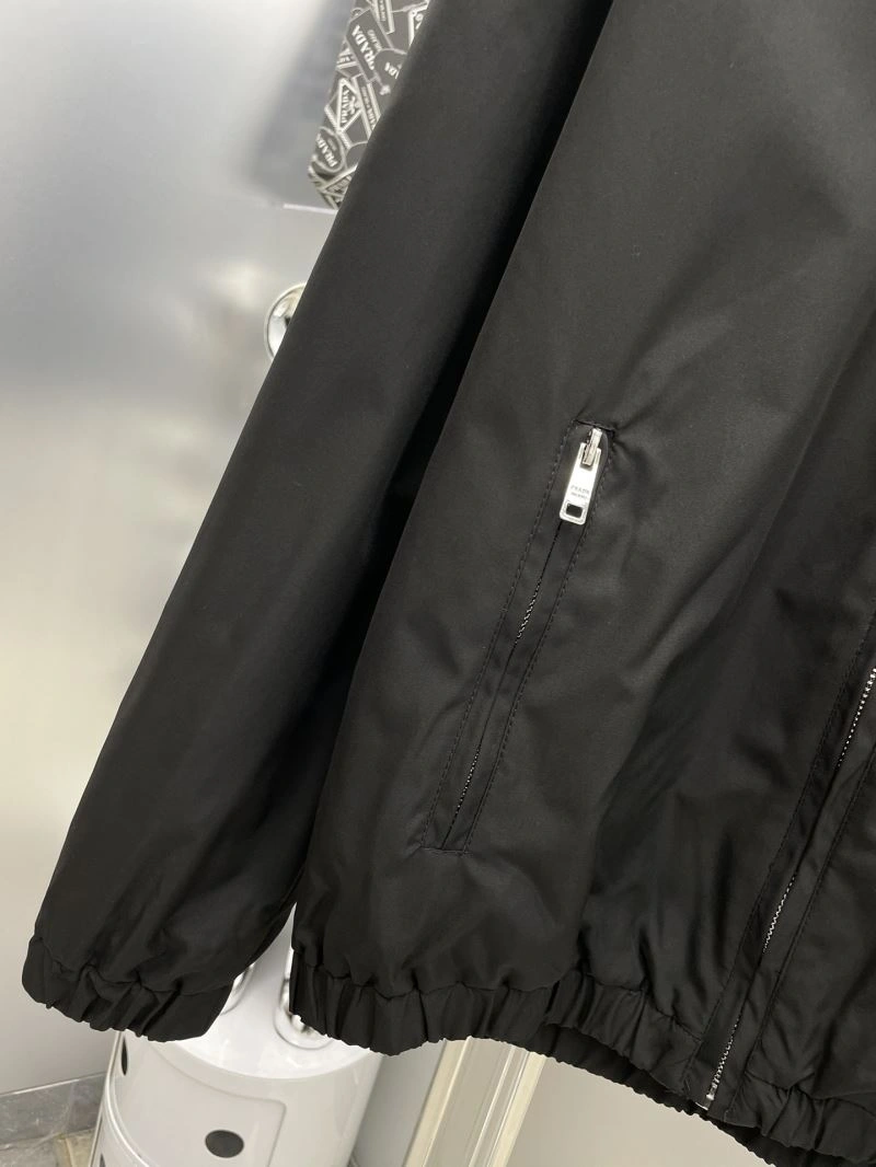 Prada Outwear Classic 170873