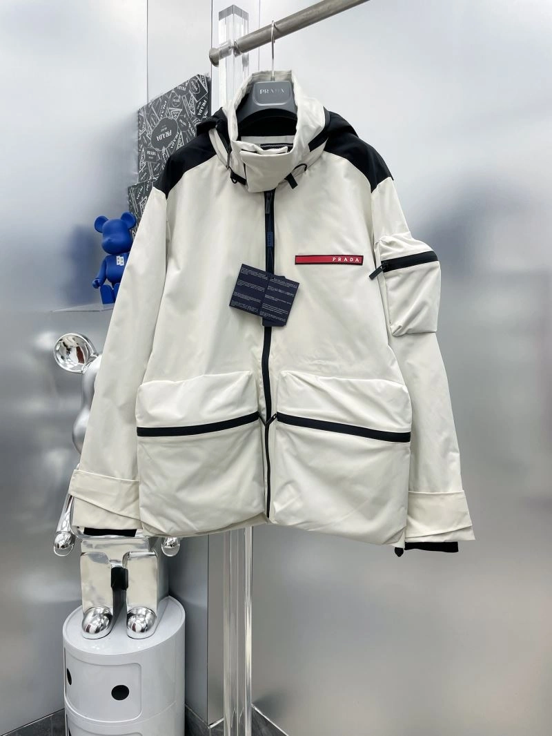 Prada Outwear ZipUp 170876