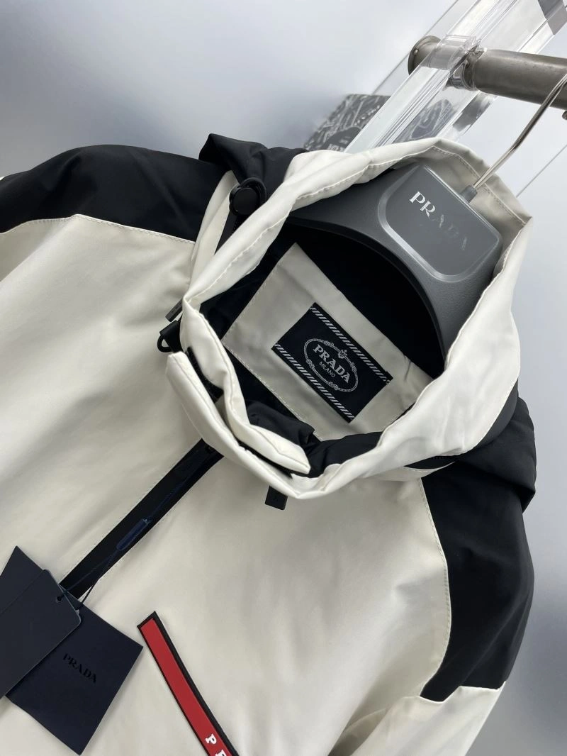 Prada Outwear ZipUp 170876