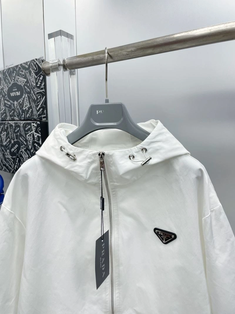 Versatile Prada Outwear 170864