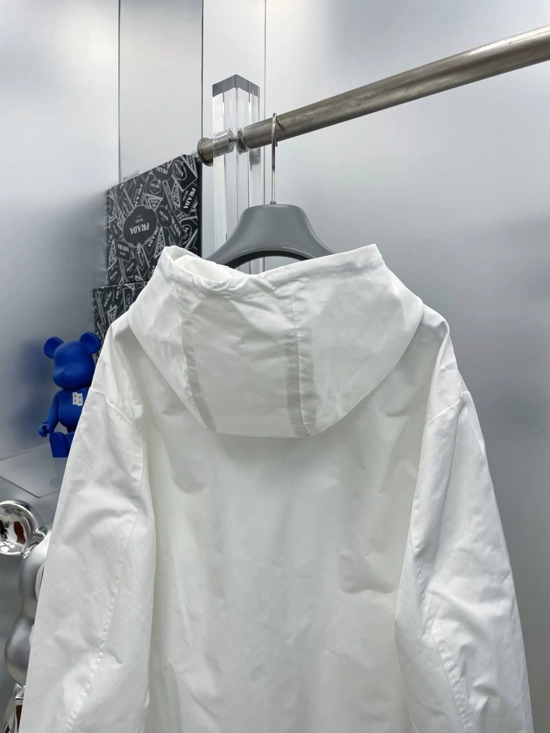 Versatile Prada Outwear 170864