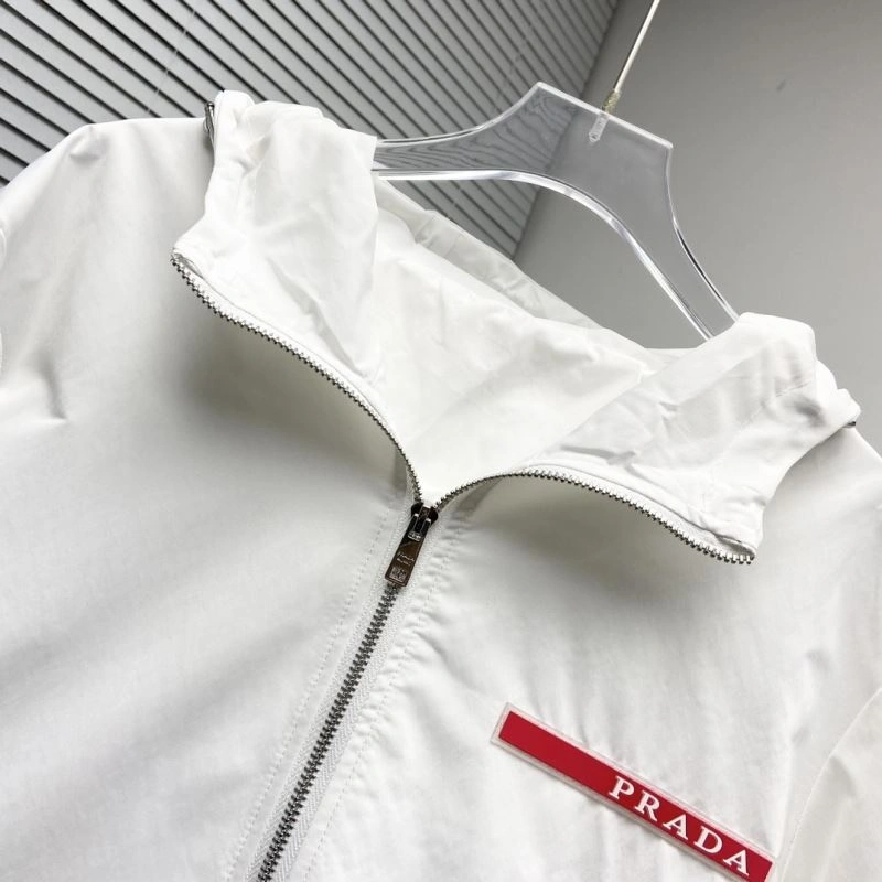 Sporty Prada Outwear 170859