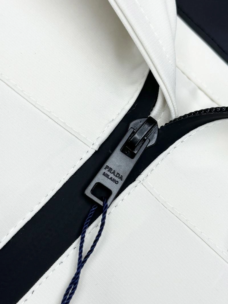 Original Prada Outwear 170852