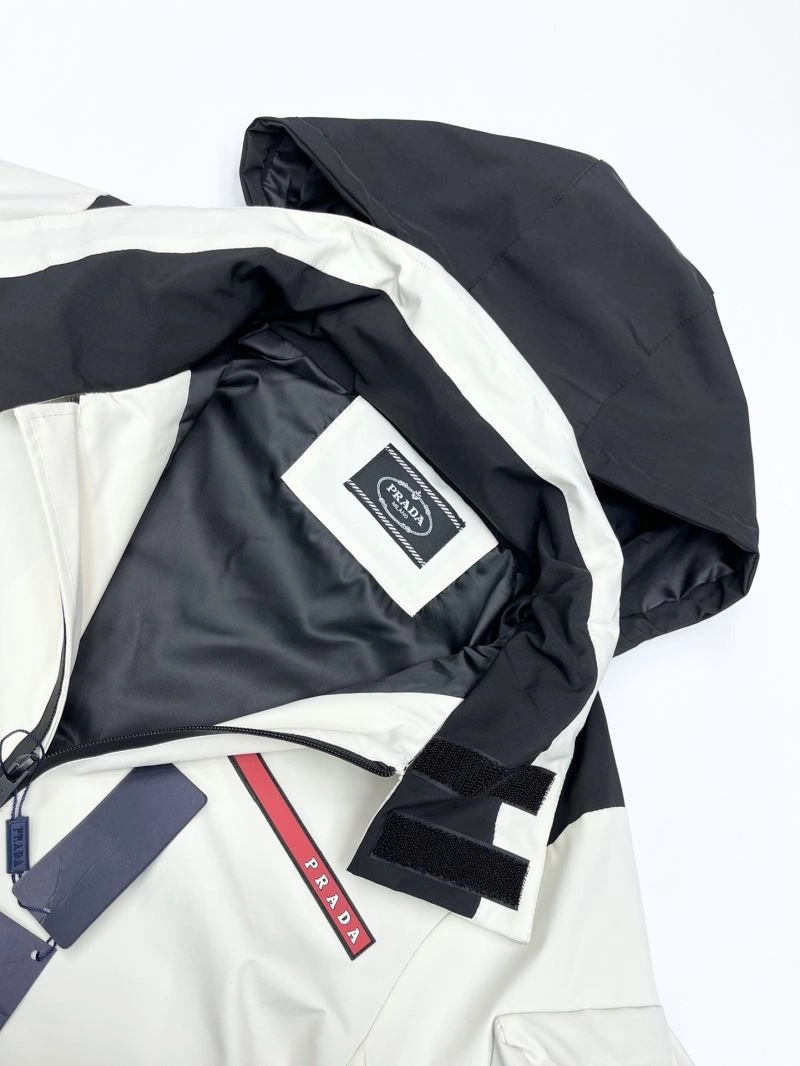 Prada Outwear Bright 170847