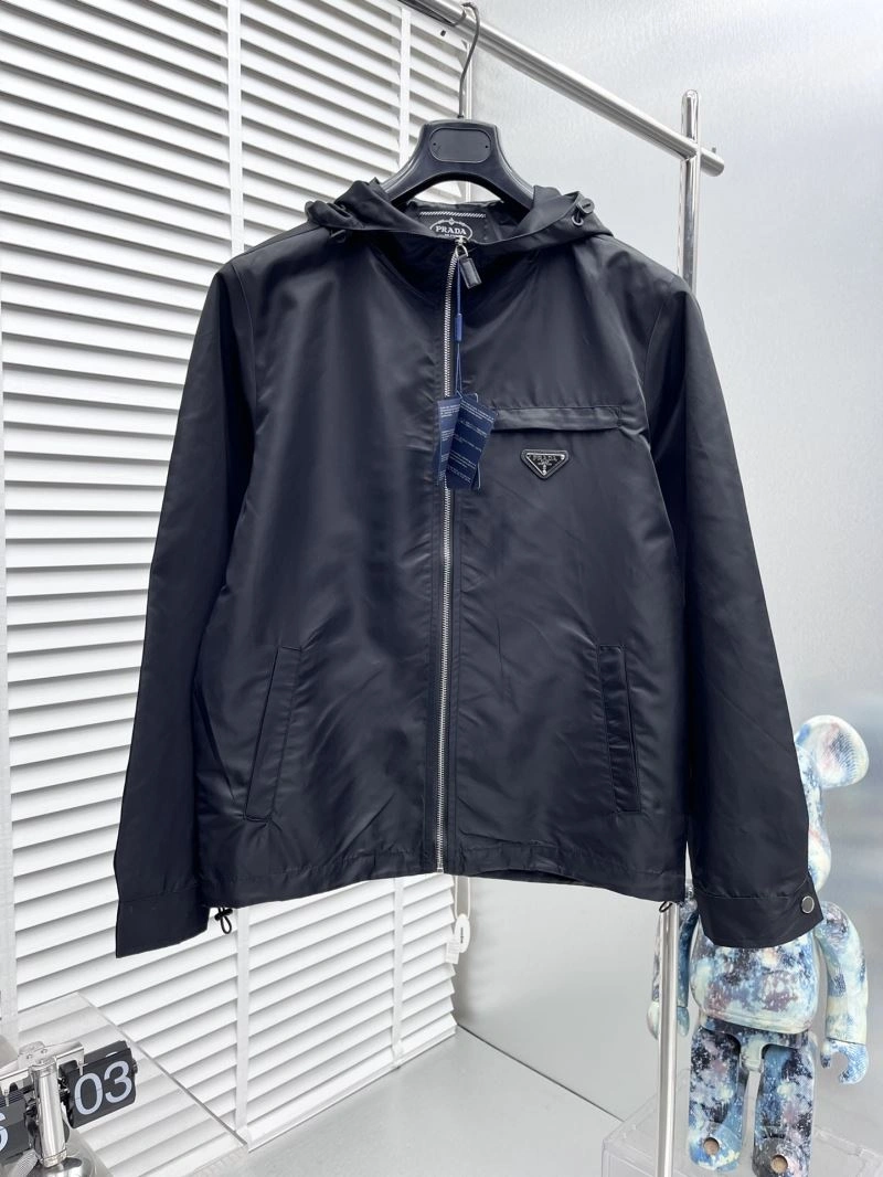 Prada Outwear Unisex 170889