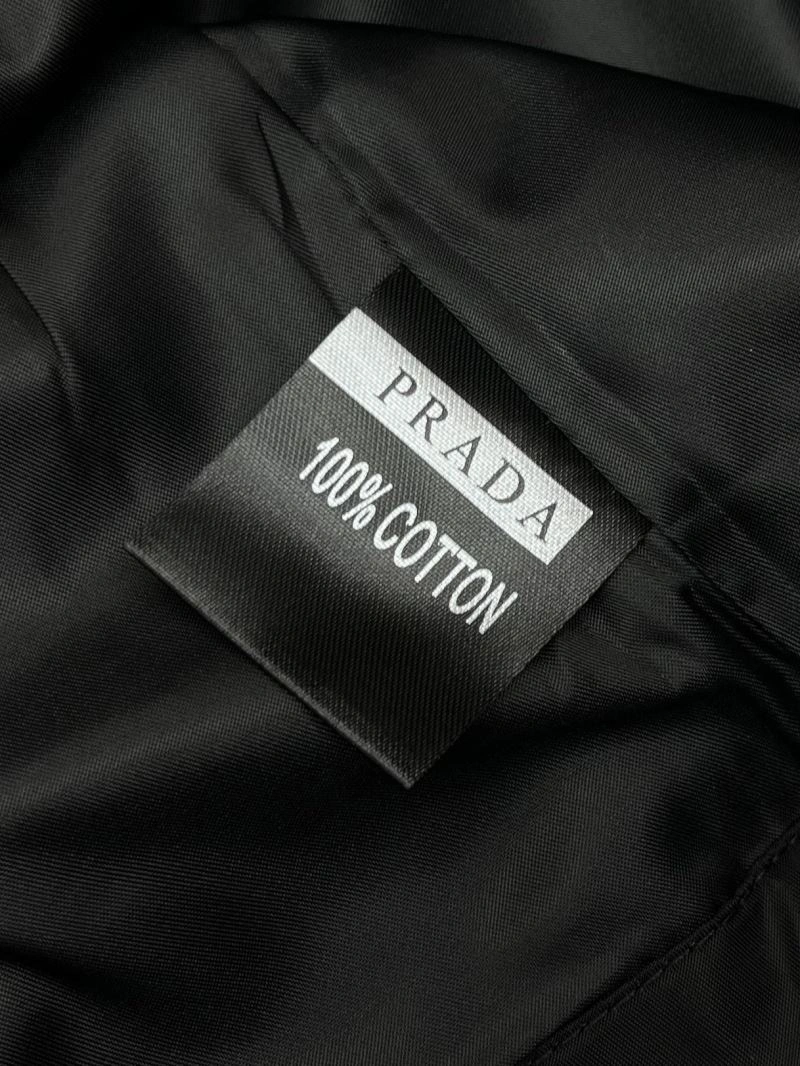 Prada Outwear Unisex 170889
